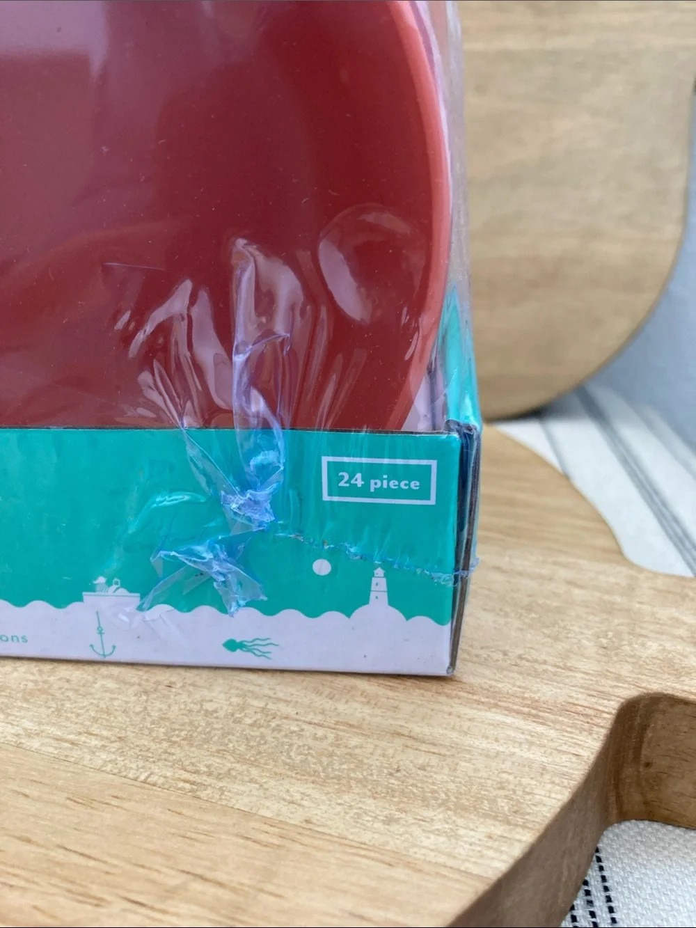SALE! 50% Off NWT Pillowfort Coral Red Kids Dinnerware Set 24 Pieces